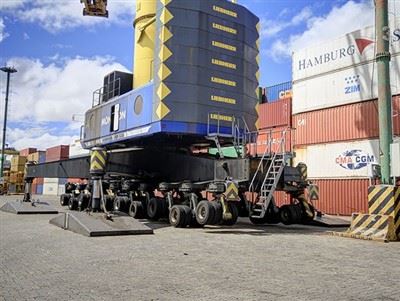 Le pic de pré--stockage aux États-Unis augmente les volumes de fret de conten...